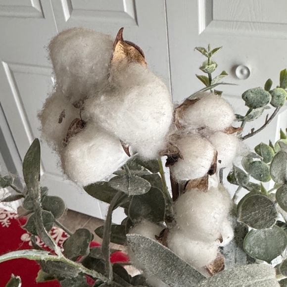 Rustic Metal Vase with Cotton and Greenery - Picture 4 of 4